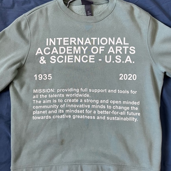 H&M crewneck - Picture 1 of 1